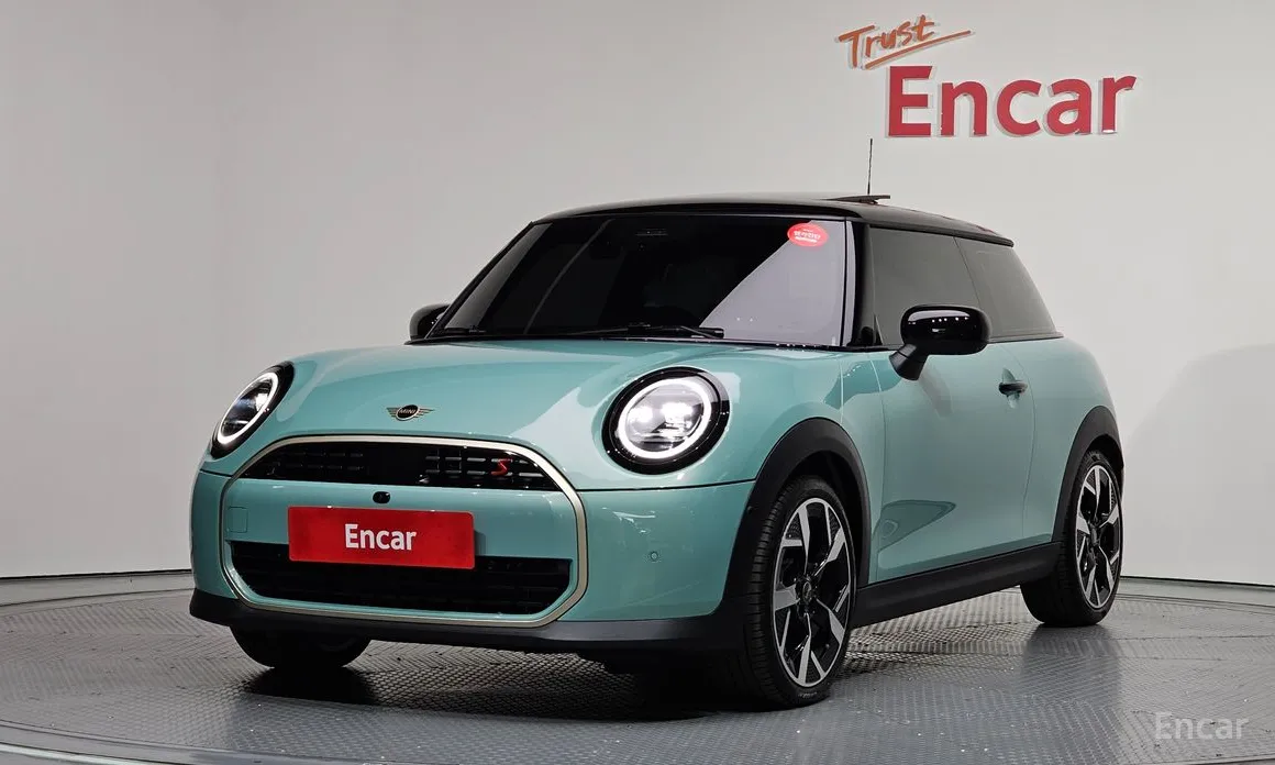 Фото 1 - Mini Cooper