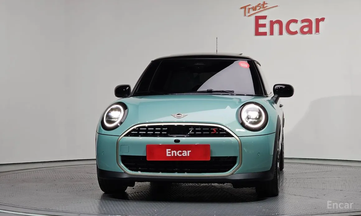 Фото 3 - Mini Cooper