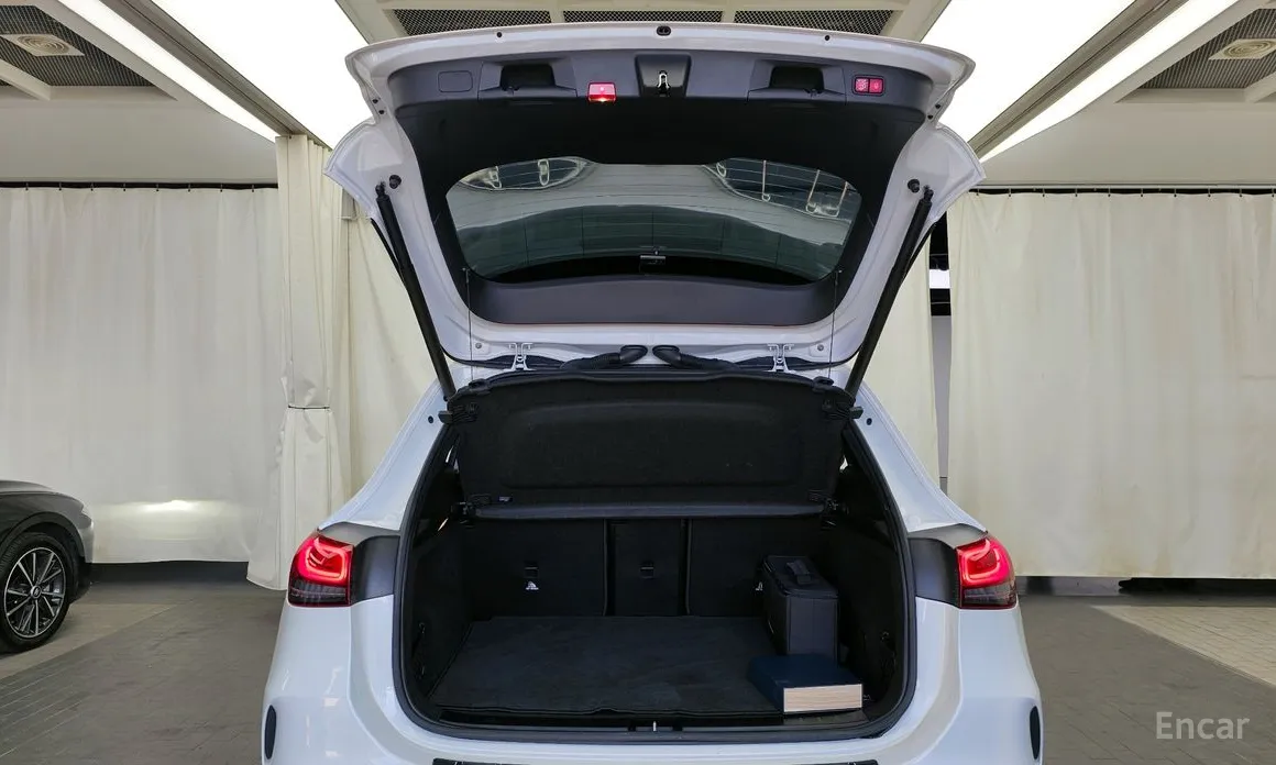 Фото 20 - Mercedes-Benz EQA