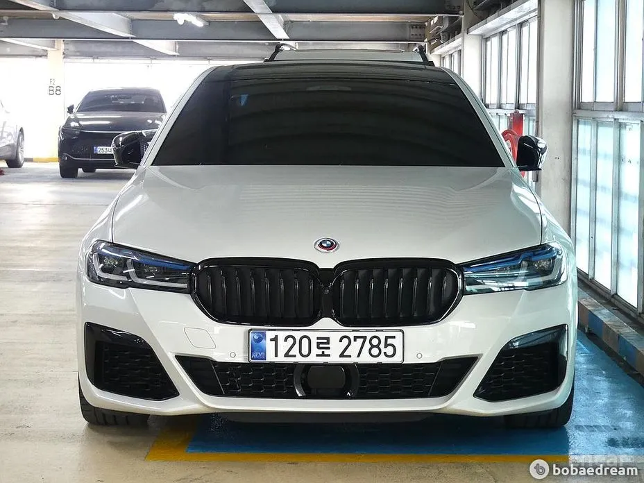 BMW 5 Series 2017 M550i xDrive