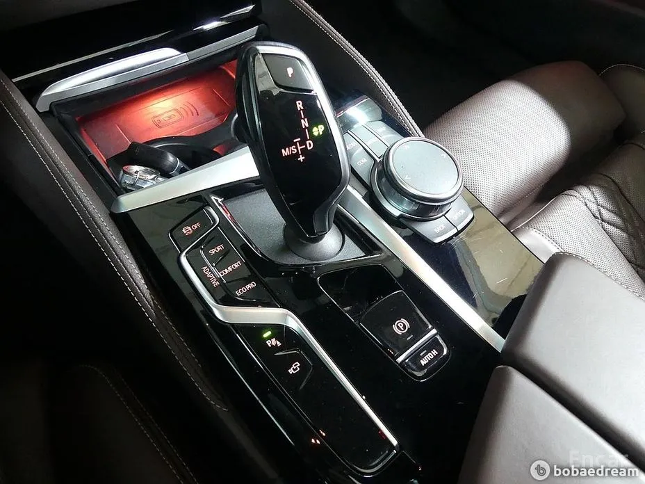 BMW 5 Series 2017 M550i xDrive