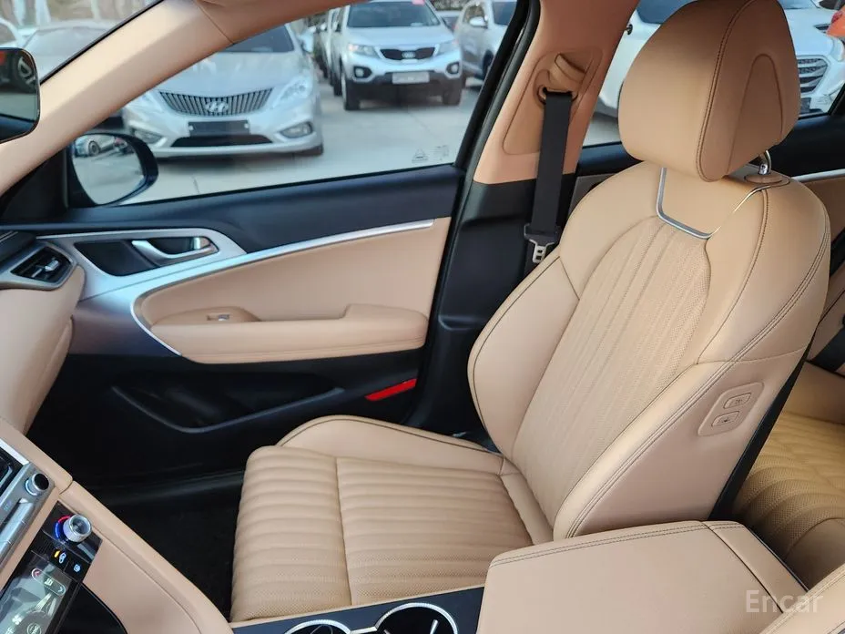 Genesis G70 2020 Gasoline 2.5T 4WD