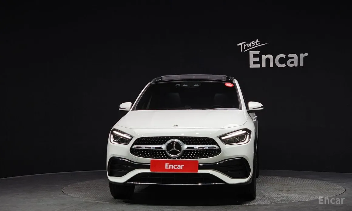 Фото 3 - Mercedes-Benz GLA-Class