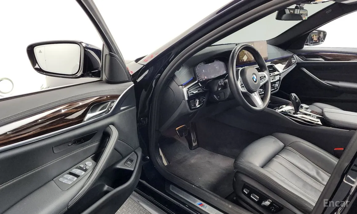BMW 5 Series 2017 520i M Sport