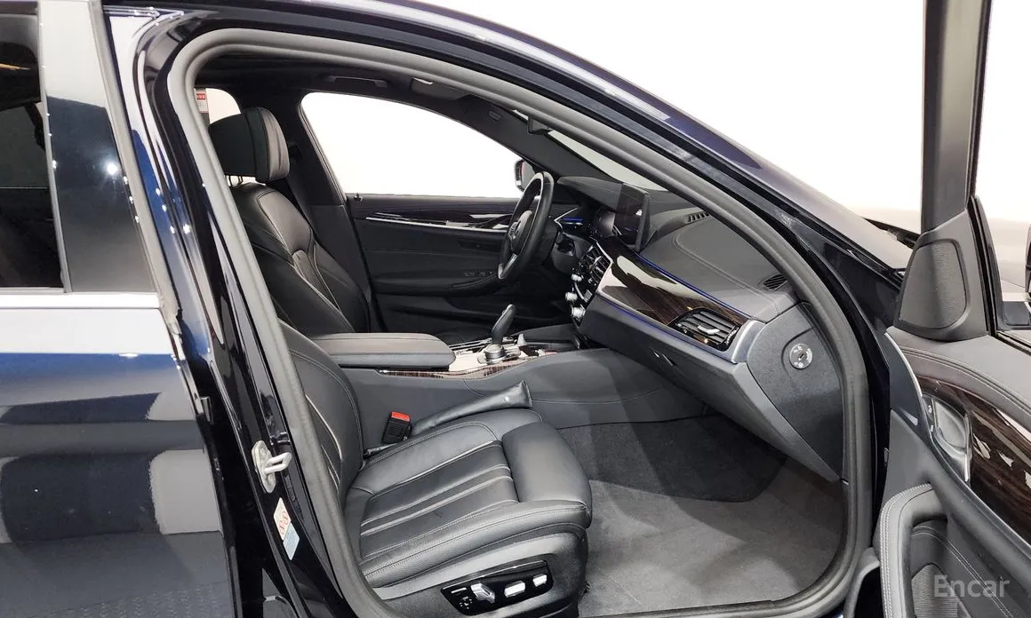 BMW 5 Series 2017 520i M Sport