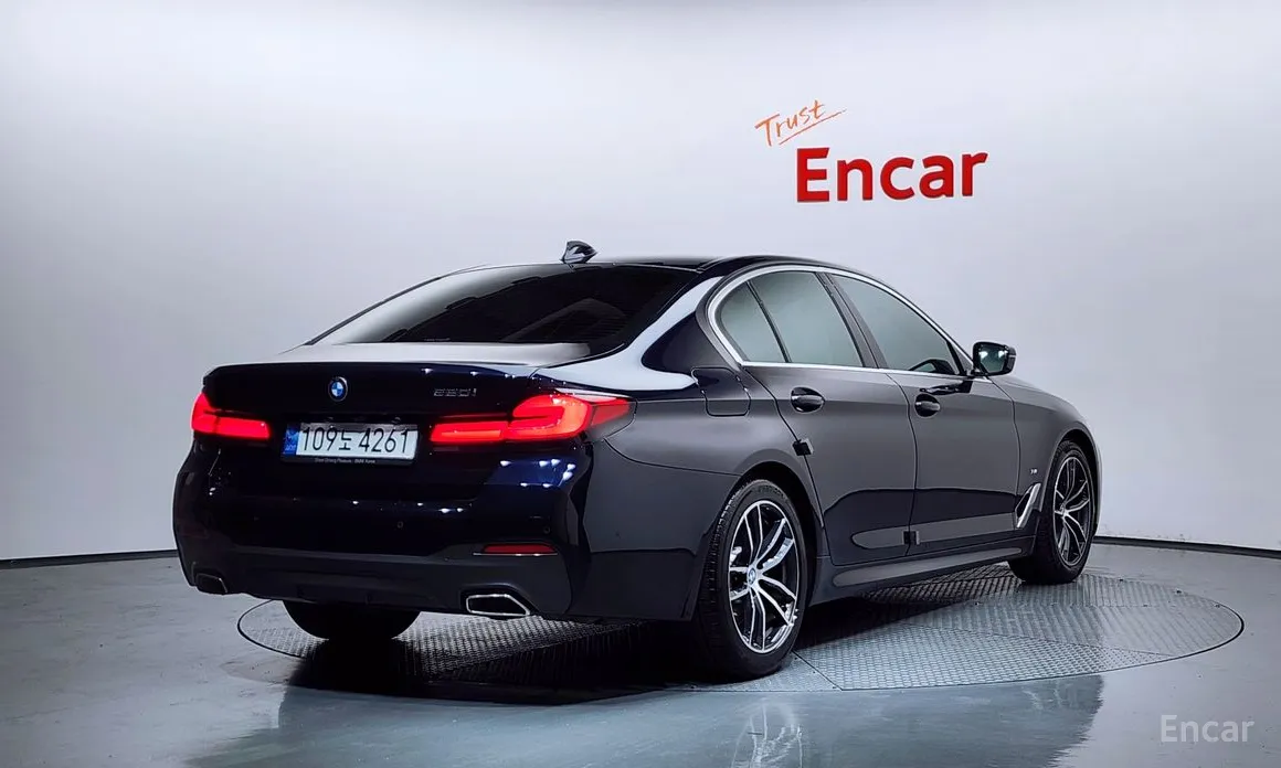 BMW 5 Series 2017 520i M Sport