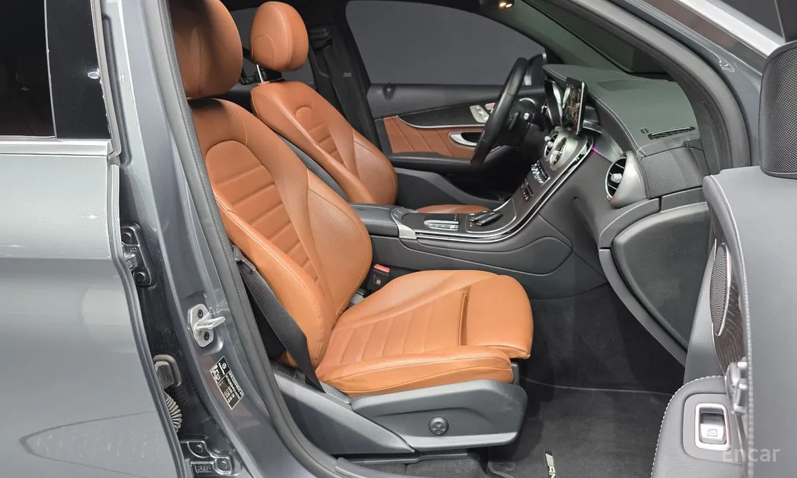 Mercedes-Benz GLC-Class 2016 GCL300 4MATIC Coupe