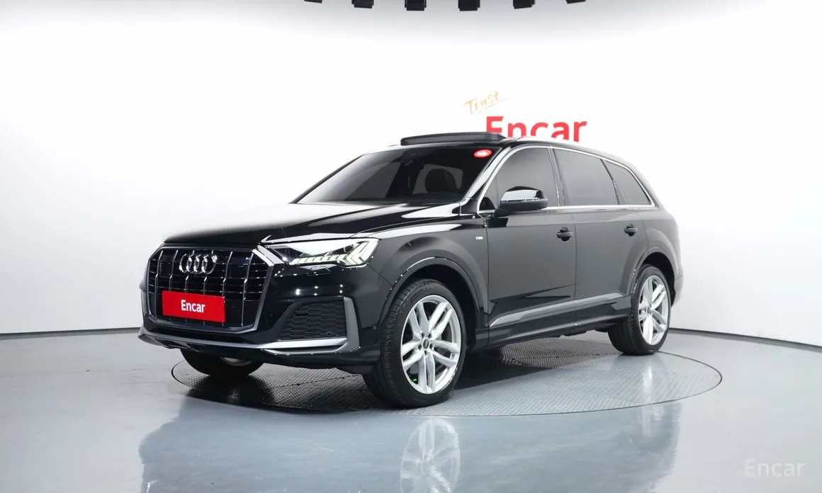 Фото 1 - Audi Q7