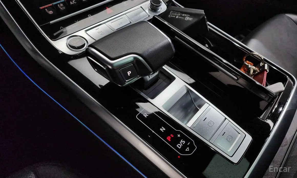 Фото 9 - Audi Q7