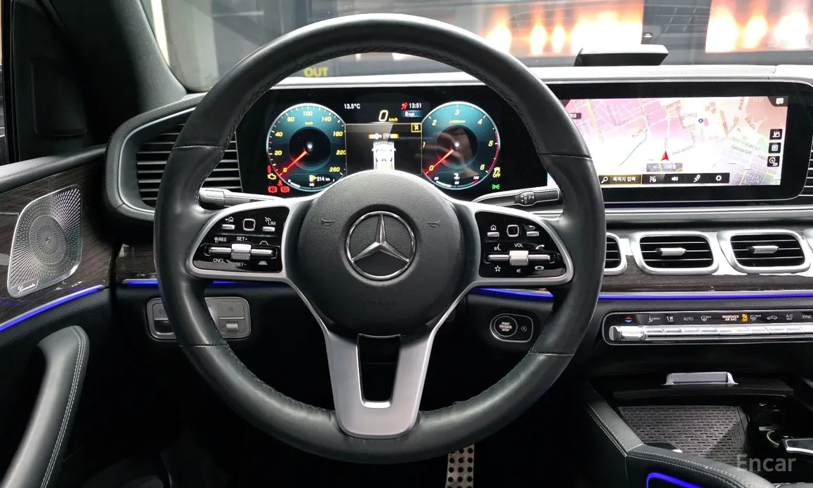 Фото 13 - Mercedes-Benz GLE-Class