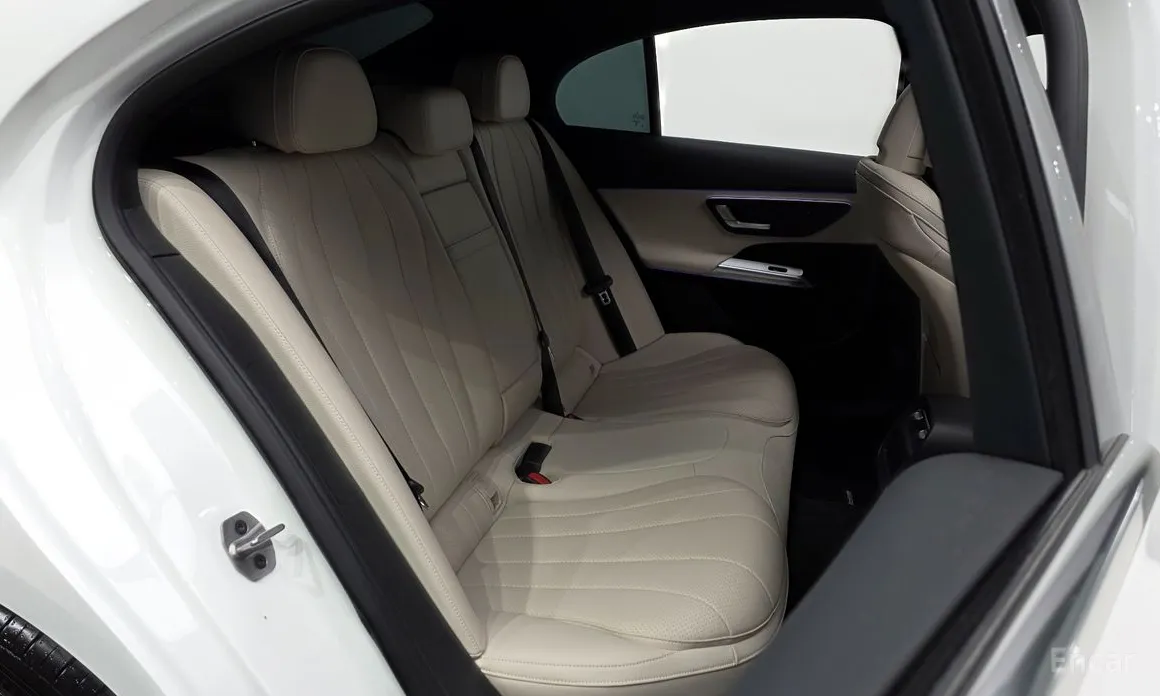 Mercedes-Benz E-Class 2024 E200 AMG Line