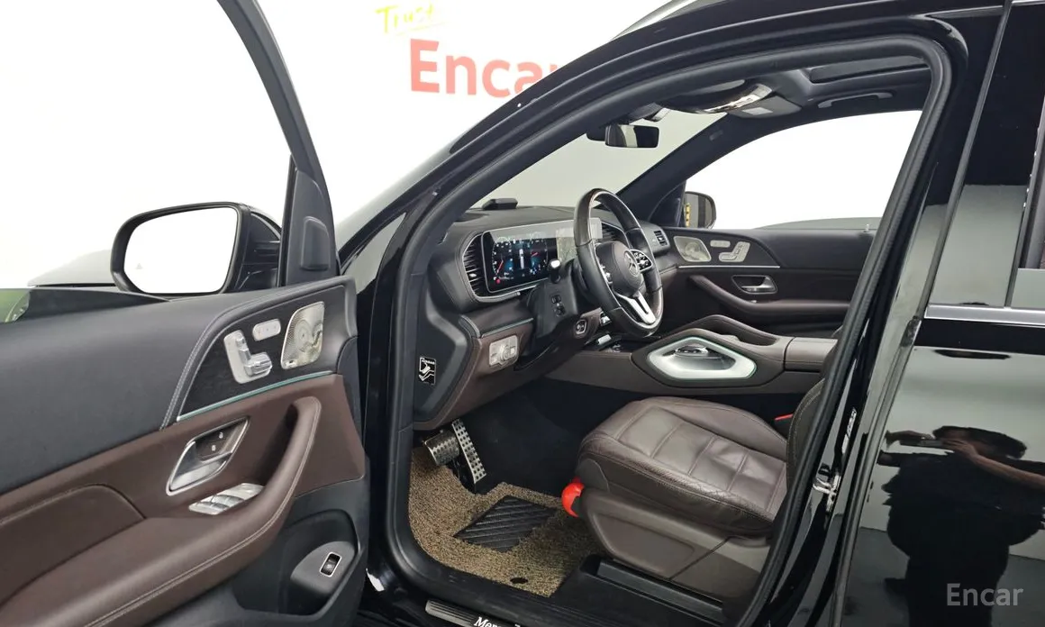 Фото 10 - Mercedes-Benz GLS-Class