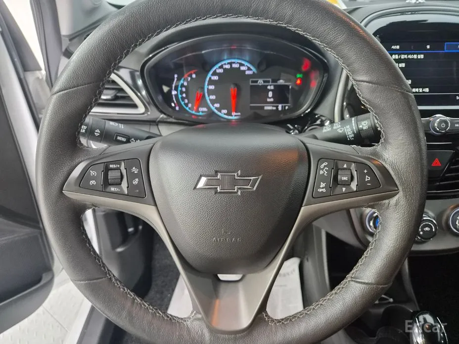 Chevrolet Spark 2018 Red Pick Edition