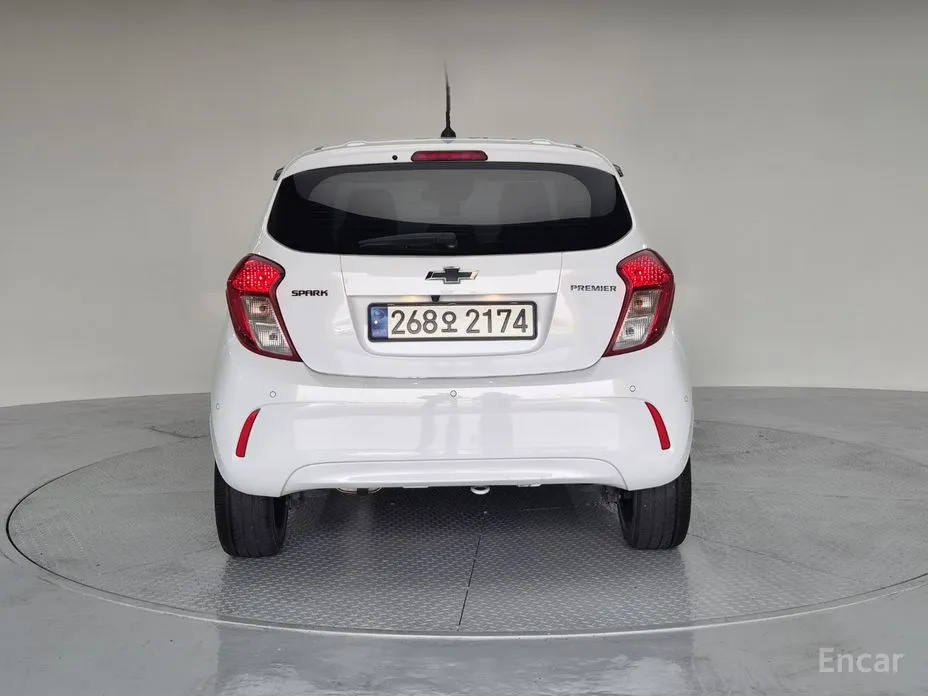 Chevrolet Spark 2018 Red Pick Edition