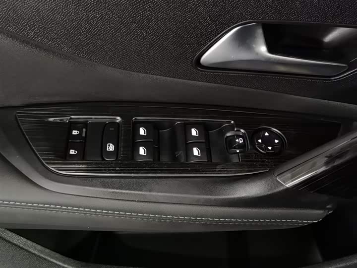 Peugeot 408X 2023 2023款 引力版