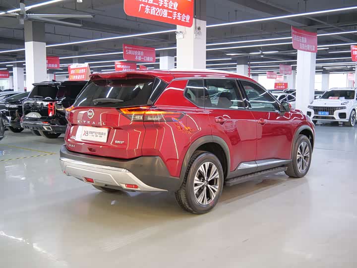 Фото 5 - Nissan X-Trail