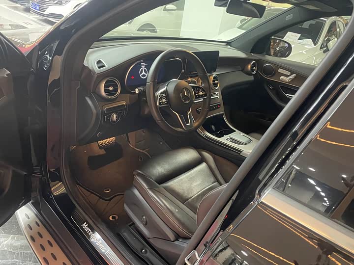 Фото 4 - Mercedes-Benz GLC-Class