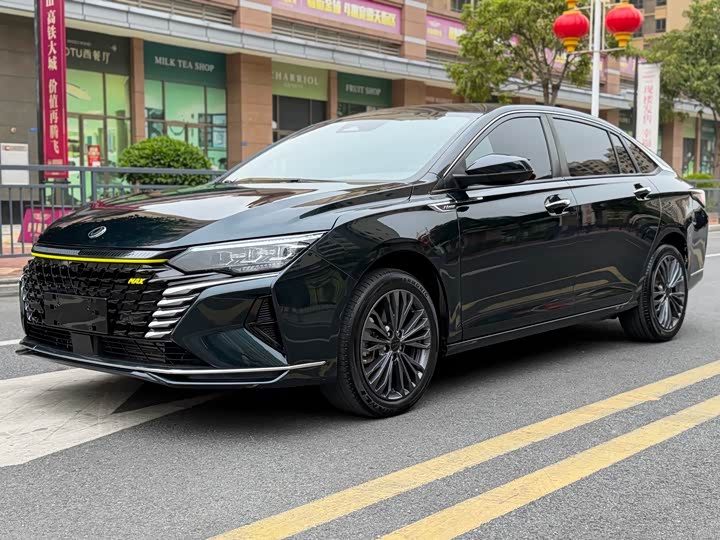 Dongfeng Aeolus Yixuan Max 2022 2022款 1.5T 超帅潮爸版