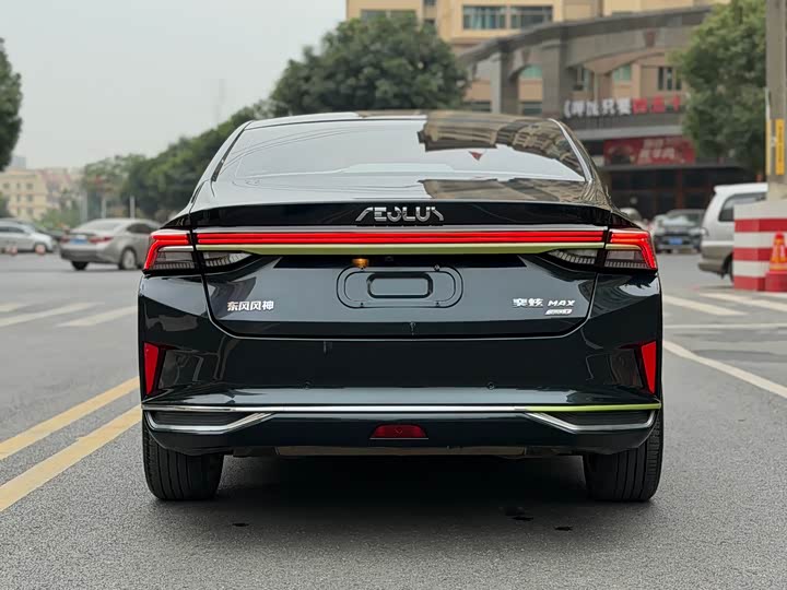 Dongfeng Aeolus Yixuan Max 2022 2022款 1.5T 超帅潮爸版