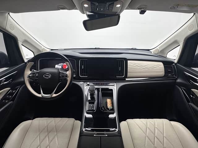 GAC Trumpchi M8 2021 2021款 大师系列 390T 四座御尊版