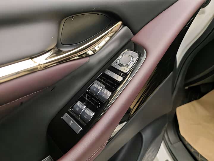 Фото 9 - GAC Trumpchi M8