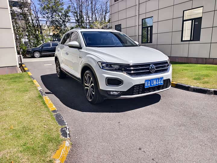 Фото 3 - Volkswagen T-Roc