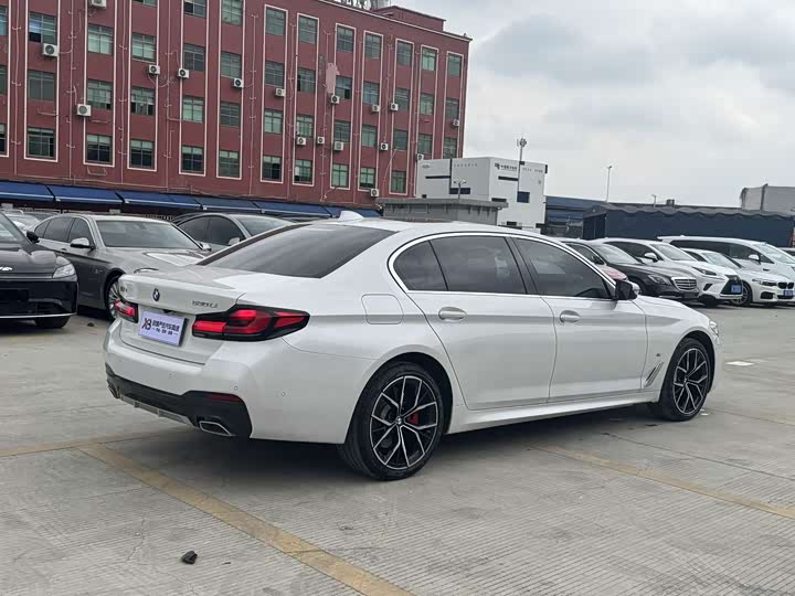 Фото 6 - BMW 5 Series