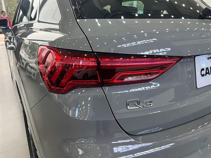 Audi Q3 2024 2024款 40 TFSI 时尚动感型