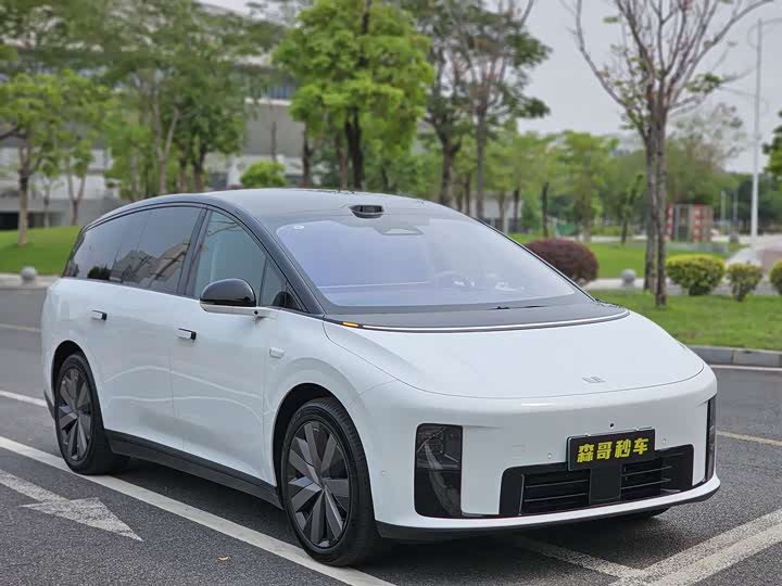 LiXiang i8 2025 2025款 标准版