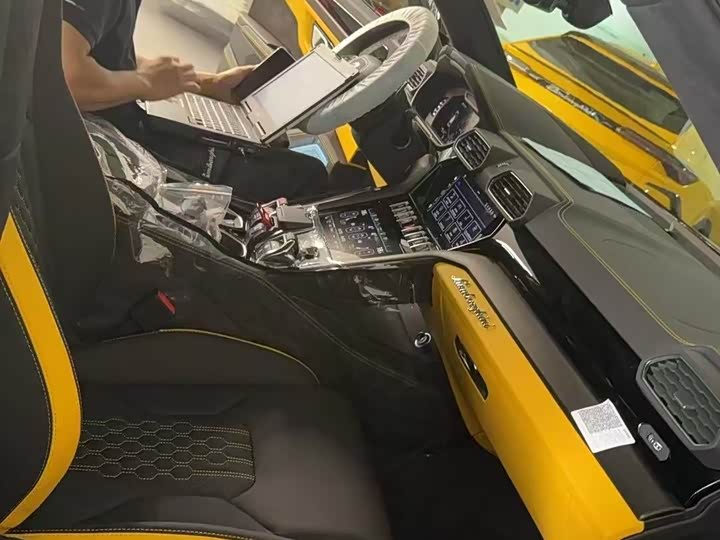 Lamborghini Urus 2023 2023款 4.0T V8 S