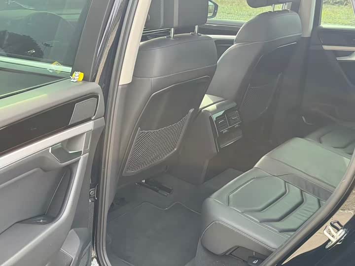 Volkswagen Touareg 2022 2022款 2.0TSI 领航特别版