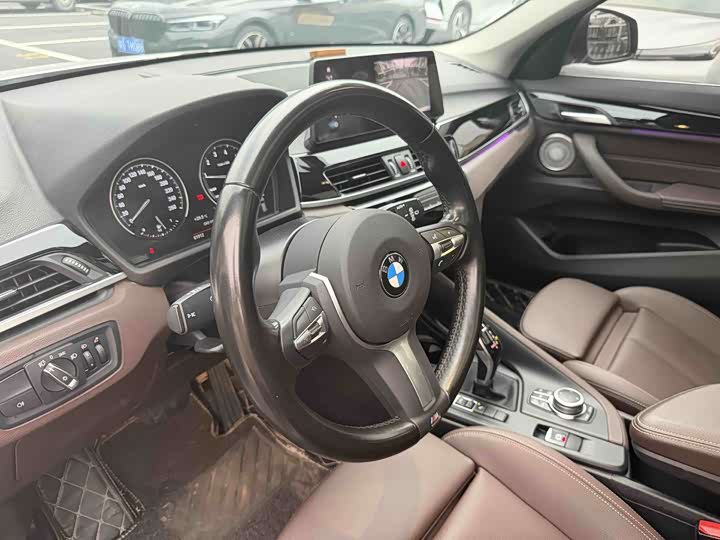 Zdjęcie 6 - BMW X1