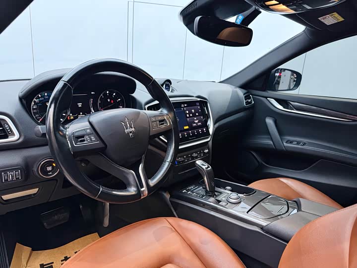 Maserati Ghibli 2022 2022款 2.0T GT锋芒版