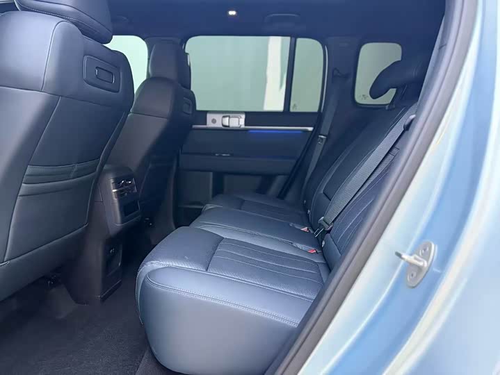 BYD FangChengBao Titanium 7 (Tai 7) 2025 2025款 190KM四驱Ultra版