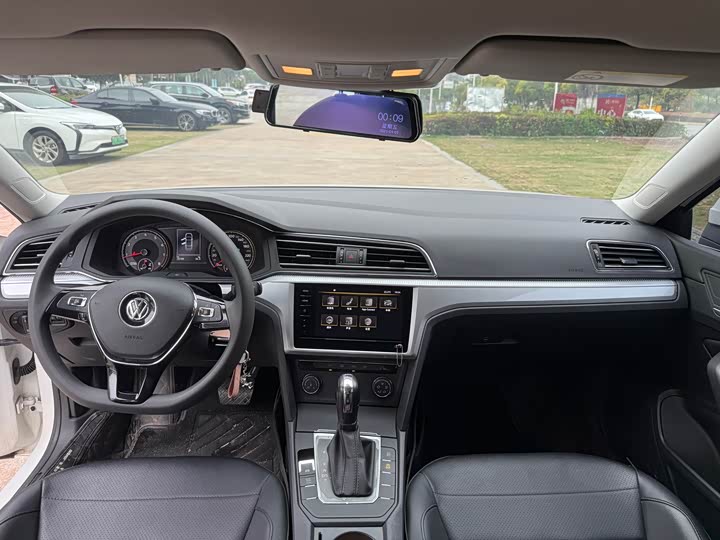 Фото 6 - Volkswagen Lamando L
