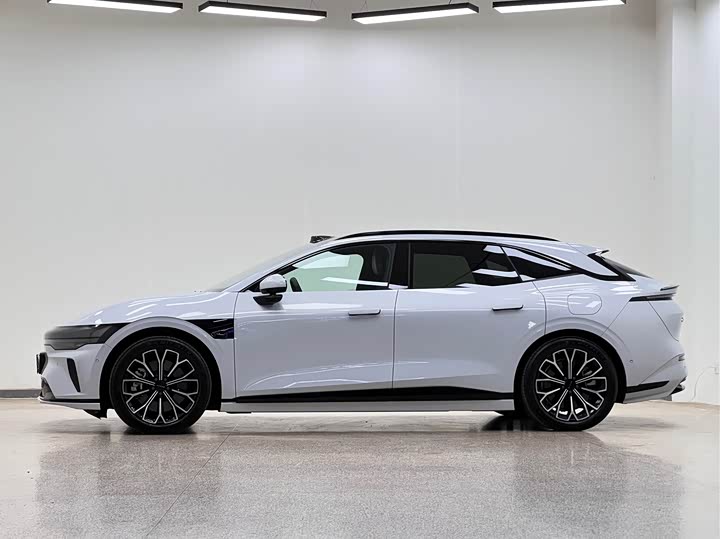 Zeekr 007 GT 2025 2025款 长续航后驱智驾版 100kWh