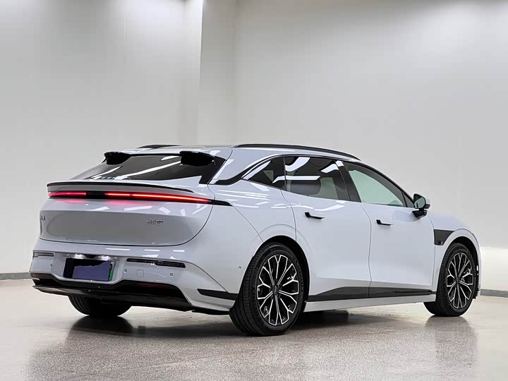Zeekr 007 GT 2025 2025款 长续航后驱智驾版 100kWh