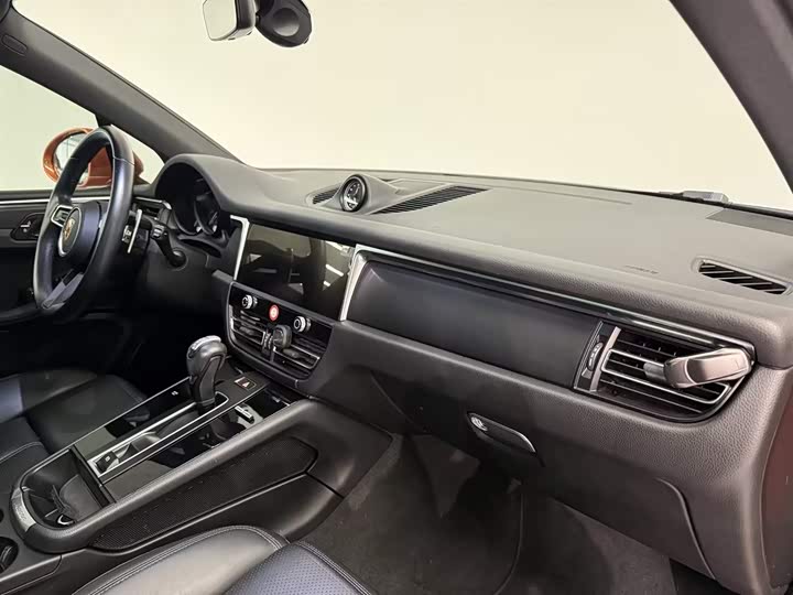 Фото 9 - Porsche Macan