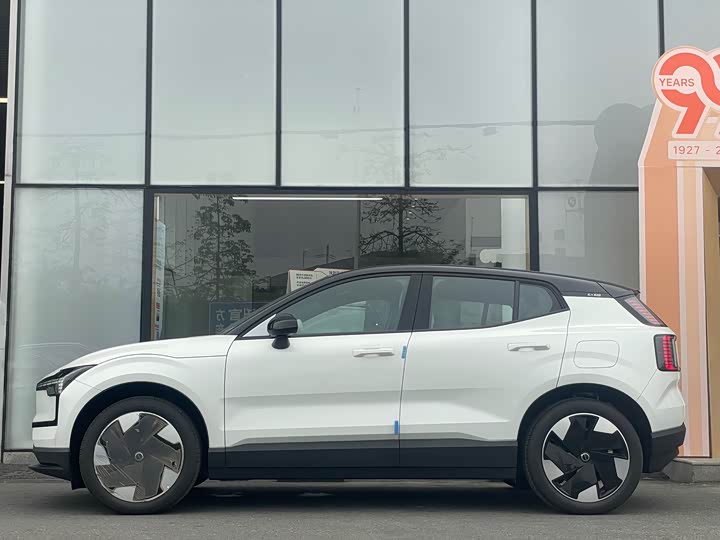 Volvo EX30 2025 2025款 后驱长续航版 Plus