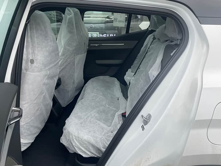 Volvo EX30 2025 2025款 后驱长续航版 Plus