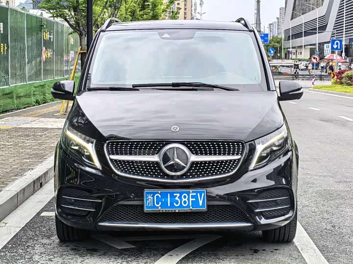 Mercedes-Benz V-Class 2022 2022款 V 260 L 长轴距豪华版