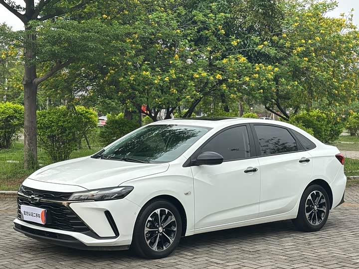Chevrolet Monza 2023 2023款 1.3T 轻混自动尊享版