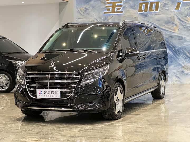 Mercedes-Benz V-Class 2024 2024款 V 300 L 长轴距豪华版