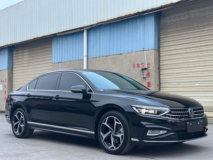 Фото 3 - Volkswagen Magotan