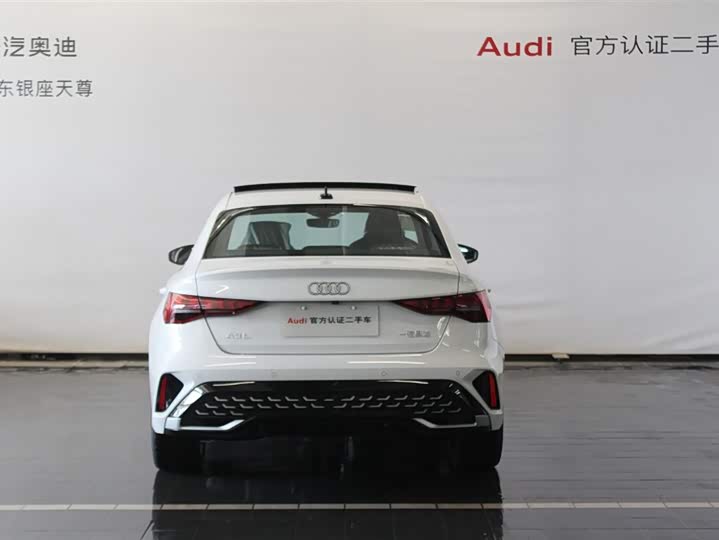 Audi A3 2026 2026款 A3L Limousine 35TFSI 飞驰尊享型