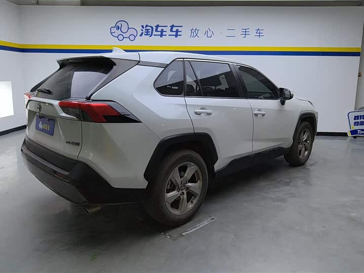 Toyota RAV4 2021 2021款 2.0L CVT两驱风尚版