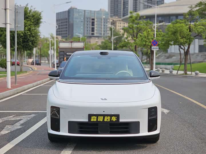 LiXiang i6 2025 2025款 两驱标准版