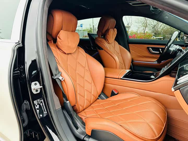 Фото 6 - Mercedes-Benz Maybach S-Class