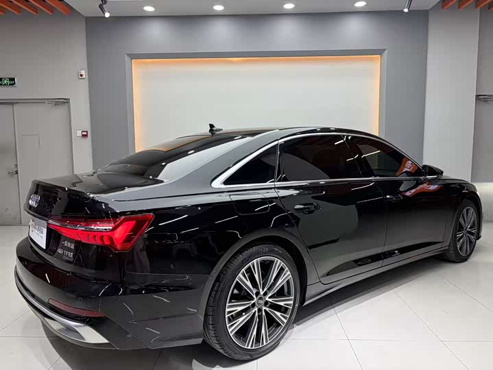 Audi A6L 2024 2024款 45 TFSI 臻选动感型
