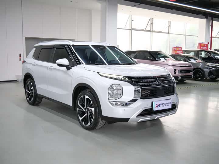 2023 Mitsubishi Outlander